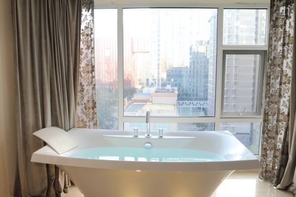 Phoenix Bathtub Installation